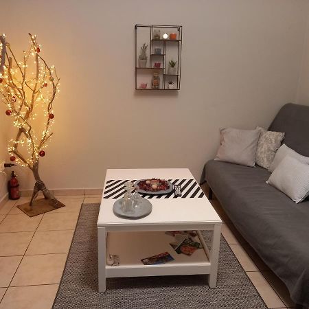 Helen'S Welcoming & Cozy Flat Διαμέρισμα Κορωπί Εξωτερικό φωτογραφία